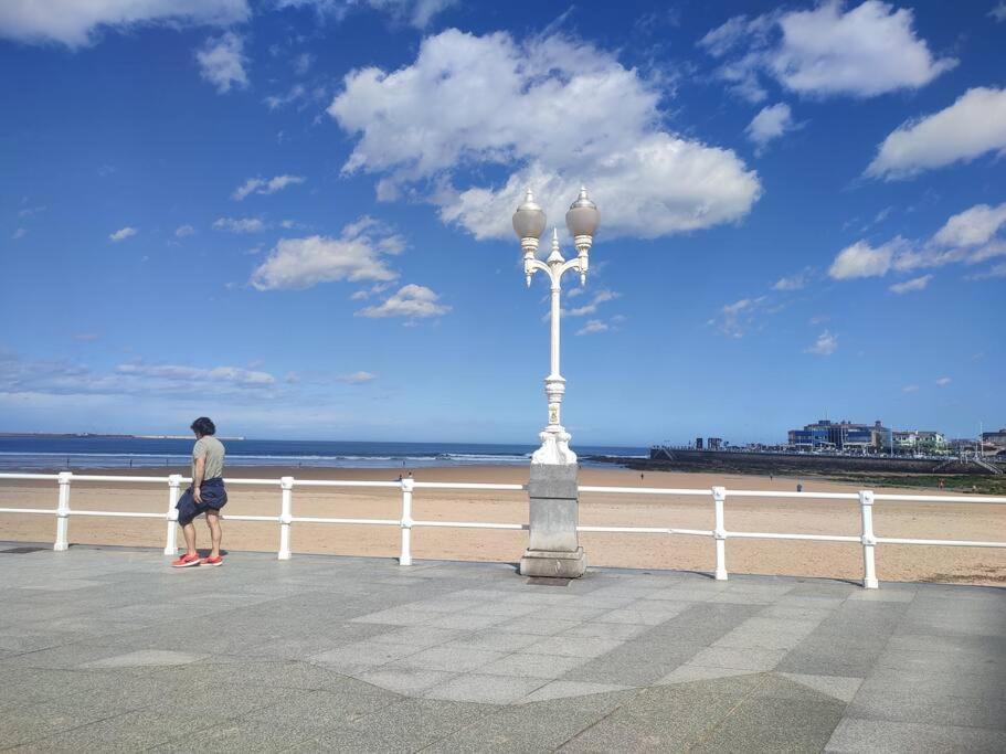 178A Mar De Gijon Apto Con Vistas Exterior photo